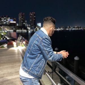 Meet your Posher, Zouhair